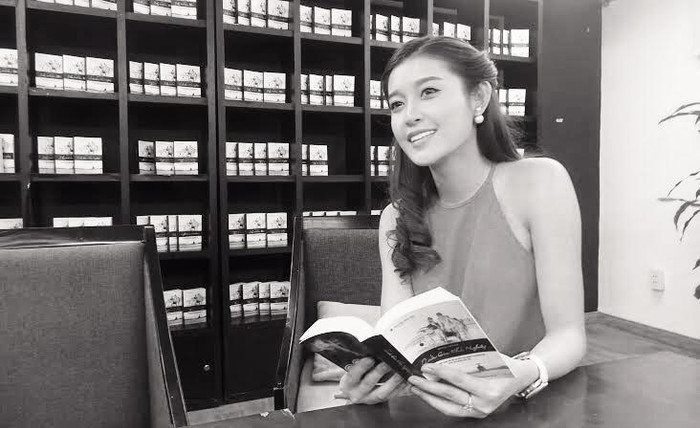 Sau rất nhiều nỗ lực, Huyền My đã chạm tay vào ước mơ du học. Ảnh: Ngọc Quang. Sau rất nhiều nỗ lực, Huyền My đã chạm tay vào ước mơ du học. Ảnh: Ngọc Quang.