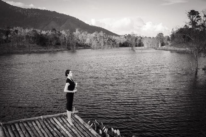 Với Á hậu Hoàng Anh, một con đường đi bằng phẳng không hẳn phải là may mắn. Với Á hậu Hoàng Anh, một con đường đi bằng phẳng không hẳn phải là may mắn.