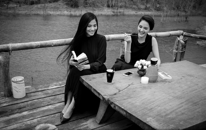 "Tặng sách là tặng tri thức mà tri thức thì có giá trị trường tồn". "Tặng sách là tặng tri thức mà tri thức thì có giá trị trường tồn".