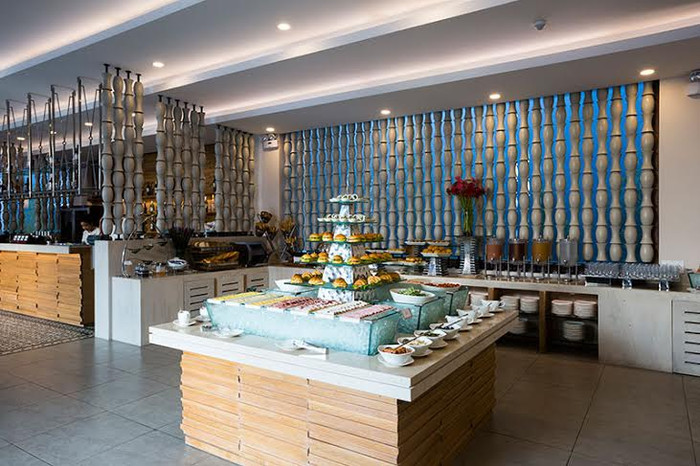 Nhà hàng Lemongrass sẽ là nơi lý tưởng để cả gia đình chào ngày mới với bữa sáng kiểu u, phục vụ những món ăn nhẹ nhàng, tinh tế, phù hợp với mọi lứa tuổi. Nhà hàng Lemongrass sẽ là nơi lý tưởng để cả gia đình chào ngày mới với bữa sáng kiểu u, phục vụ những món ăn nhẹ nhàng, tinh tế, phù hợp với mọi lứa tuổi.