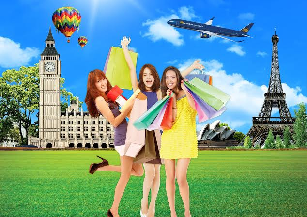 "Mua sắm thỏa thích, tích thêm dặm bay" với thẻ tín dụng quốc tế Vietnam Airlines Techcombank Visa.