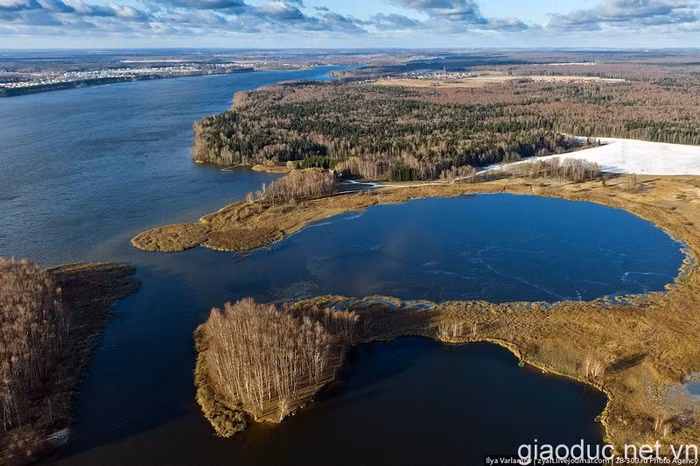 Khu vực Moscow nhìn từ máy bay trực thăng.