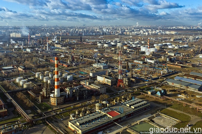 Khu vực Moscow nhìn từ máy bay trực thăng. Khu vực Moscow nhìn từ máy bay trực thăng.