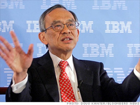 11. Henry Chow Chức vị: Cựu chủ tịch kiêm CEO của IBM tại Trung Quốc đại lục. Tuổi: 65 Trong suốt 40 năm làm việc tại tập đoàn công nghệ IBM, Henry Chow là người đặt nền móng cho IBM Trung Quốc. Ông giúp xây dựng Trung tâm dịch vụ toàn cầu và Trung tâm phát triển toàn cầu của IBM, thiết lập hệ thống đào tạo nhân lực và biến Trung Quốc trở thành thị trường chiến lược. 11. Henry Chow Chức vị: Cựu chủ tịch kiêm CEO của IBM tại Trung Quốc đại lục. Tuổi: 65 Trong suốt 40 năm làm việc tại tập đoàn công nghệ IBM, Henry Chow là người đặt nền móng cho IBM Trung Quốc. Ông giúp xây dựng Trung tâm dịch vụ toàn cầu và Trung tâm phát triển toàn cầu của IBM, thiết lập hệ thống đào tạo nhân lực và biến Trung Quốc trở thành thị trường chiến lược.