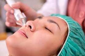 Sửa lại khuôn mặt cho bầu bĩnh để mang lợi lộc cho đức lang quân