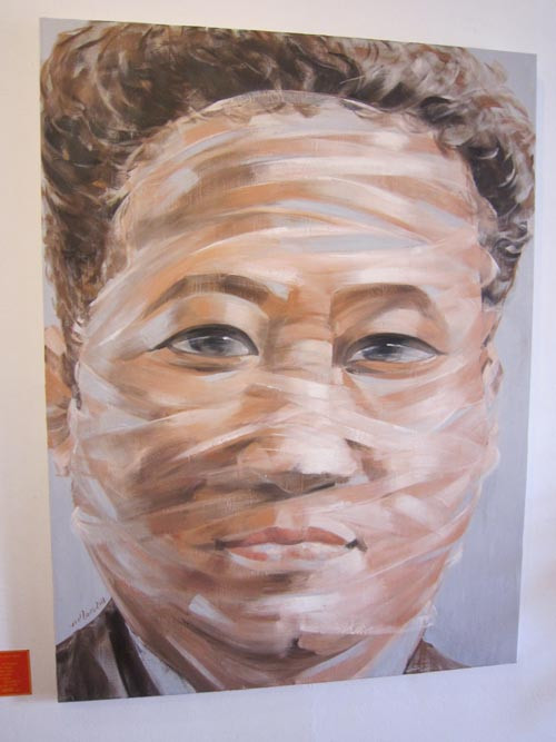 Mỗi đại gia được các họa sĩ mô tả, vẽ theo một bút pháp riêng. Tên tác phẩm: Sự lô - gich (The logic) thể hiện gương mặt doanh nhân Đặng Thành Tâm - Chủ tịch Tập đoàn Đầu tư Sài Gòn (SaigonInvest). Tác giả: Nguyễn Minh Nam. Chất liệu: Sơn dầu. Kích thước: 120 cm x 160 cm. Giá: 3000 USD Mỗi đại gia được các họa sĩ mô tả, vẽ theo một bút pháp riêng. Tên tác phẩm: Sự lô - gich (The logic) thể hiện gương mặt doanh nhân Đặng Thành Tâm - Chủ tịch Tập đoàn Đầu tư Sài Gòn (SaigonInvest). Tác giả: Nguyễn Minh Nam. Chất liệu: Sơn dầu. Kích thước: 120 cm x 160 cm. Giá: 3000 USD