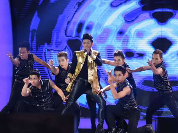 Noo Phước Thịnh có phần trình diễn vô cùng ấn tượng tại Vietnam Idol