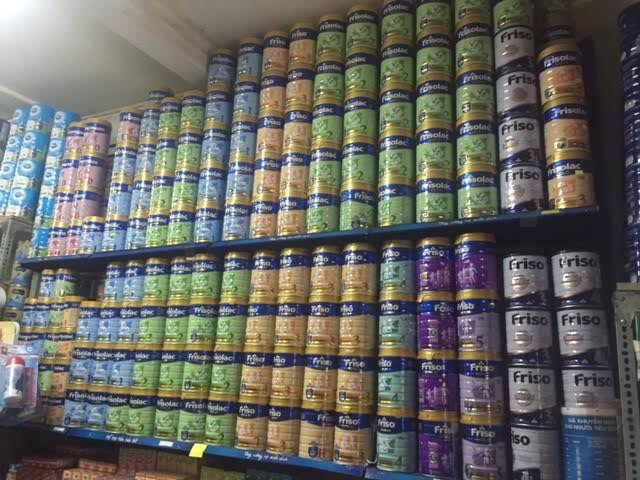 FrieslandCampina - công ty sản xuất sữa toàn cầu hoạt động tại Việt Nam từ năm 1996 – đã tạo nên dấu ấn trên thị trường với thương hiệu sản phẩm dinh dưỡng công thức dành cho trẻ em - Friso. FrieslandCampina - công ty sản xuất sữa toàn cầu hoạt động tại Việt Nam từ năm 1996 – đã tạo nên dấu ấn trên thị trường với thương hiệu sản phẩm dinh dưỡng công thức dành cho trẻ em - Friso.