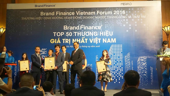 Trong danh sách thương hiệu có giá trị nhất Việt Nam năm 2016 được Brand Finance côgn bố, Vinacafé Biên Hòa chiếm giữ hai vị trí danh giá nhất: Công ty có giá trị thương hiệu vô hình lớn nhất Việt Nam và Thuộc top 50 thương hiệu giá trị nhất Việt Nam 2016. Trong danh sách thương hiệu có giá trị nhất Việt Nam năm 2016 được Brand Finance côgn bố, Vinacafé Biên Hòa chiếm giữ hai vị trí danh giá nhất: Công ty có giá trị thương hiệu vô hình lớn nhất Việt Nam và Thuộc top 50 thương hiệu giá trị nhất Việt Nam 2016.