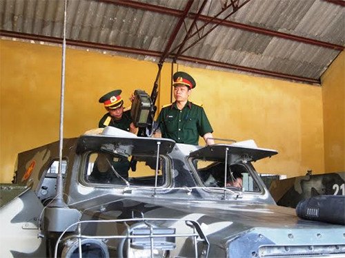 Kiểm tra bảo đảm vũ khí trang bị luôn ở trạng thái sẵn sàng chiến đấu trong dịp Tết Kiểm tra bảo đảm vũ khí trang bị luôn ở trạng thái sẵn sàng chiến đấu trong dịp Tết