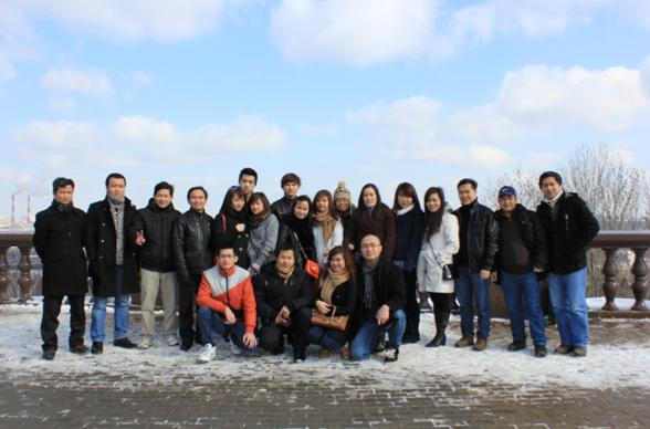 Thăm quan “Đồi chim sẻ” Thăm quan “Đồi chim sẻ”