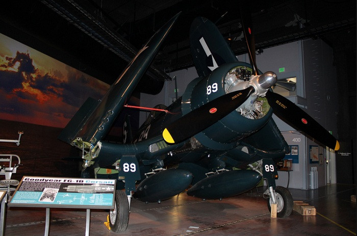 Chiếc Aerocars giống chiếc ô tô với đôi cánh có thể tháo rời được