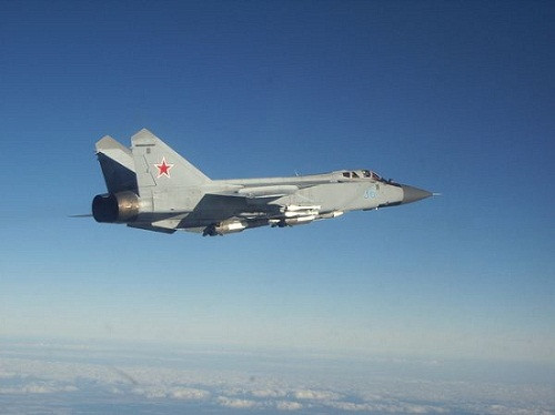 MiG-31 thử nghiệm tên lửa RVV-DB (ảnh minh họa) MiG-31 thử nghiệm tên lửa RVV-DB (ảnh minh họa)