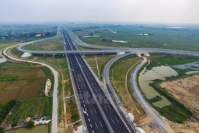 Dự án đường cao tốc Hà Nội-Hải Phòng nhìn từ trên cao.(Ảnh: Minh Sơn/Vietnam+)