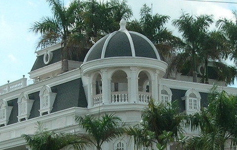 Biệt thự của ông Khuân xây cạnh Công ty Phương Nam đã thế chấp cho một ngân hàng để vay hàng chục tỷ đồng. Ảnh: Thiên Phước