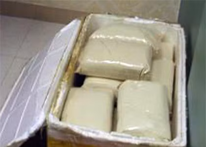 Thùng gia vị lẩu, không có nhãn mác, tại tầng 5 nhà hàng lẩu nấm thiên nhiên Xiao Thùng gia vị lẩu, không có nhãn mác, tại tầng 5 nhà hàng lẩu nấm thiên nhiên Xiao