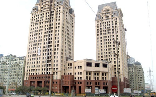 Sông Đà trần tình về “sai phạm 10.676 tỷ đồng” Tổng công ty Sông Đà hứa sẽ báo cáo Bộ Xây dựng và xử lý dứt điểm những tồn tại về tài chính trước 31/12/2012. Sông Đà trần tình về “sai phạm 10.676 tỷ đồng” Tổng công ty Sông Đà hứa sẽ báo cáo Bộ Xây dựng và xử lý dứt điểm những tồn tại về tài chính trước 31/12/2012.