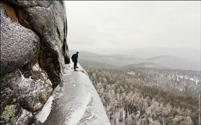Mùa Đông ở thành phố Krasnoyarsk, Viễn Đông, Nga. Mùa Đông ở thành phố Krasnoyarsk, Viễn Đông, Nga.