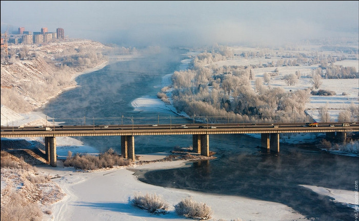Mùa Đông ở thành phố Krasnoyarsk, Viễn Đông, Nga. Mùa Đông ở thành phố Krasnoyarsk, Viễn Đông, Nga.