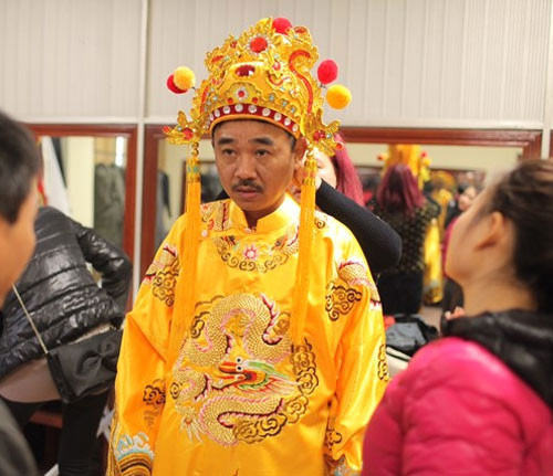 Vẻ thâm trầm, nghiêm nghị thường thấy của Ngọc hoàng Quốc Khánh