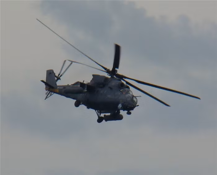 Trực thăng Mi-35 xuất hiện ở quân cảng Savastapol Trực thăng Mi-35 xuất hiện ở quân cảng Savastapol
