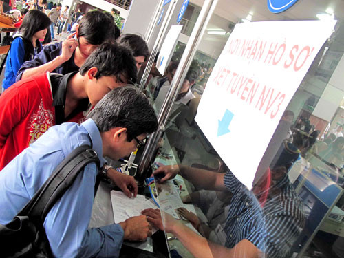 Năm nay, dự kiến các trường được xét tuyển nhiều đợt - Ảnh: Đào Ngọc Thạch Năm nay, dự kiến các trường được xét tuyển nhiều đợt - Ảnh: Đào Ngọc Thạch