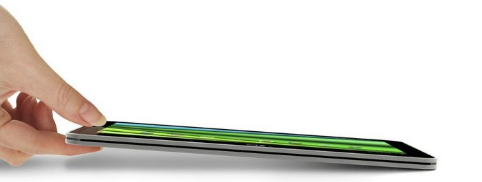 Nếu như tại Thế Vận Hội người ta đua tranh theo khẩu hiệu “Nhanh hơn – cao hơn – mạnh hơn” thì trong giới công nghệ, có lẽ khẩu hiệu này nên đổi thành “Nhanh hơn – mạnh hơn – mỏng hơn”. Quả vậy từ máy tính xách tay đến điện thoại di động, nhìn rộng ra một chút sang lĩnh vực màn hình hiển thị, có vẻ như các hãng công nghệ đang chạy đua về cấu hình và độ mỏng. 2 đại diện mới nhất của trào lưu này là Excite X10 của Toshiba và IdeaPad S2 của Lenovo.