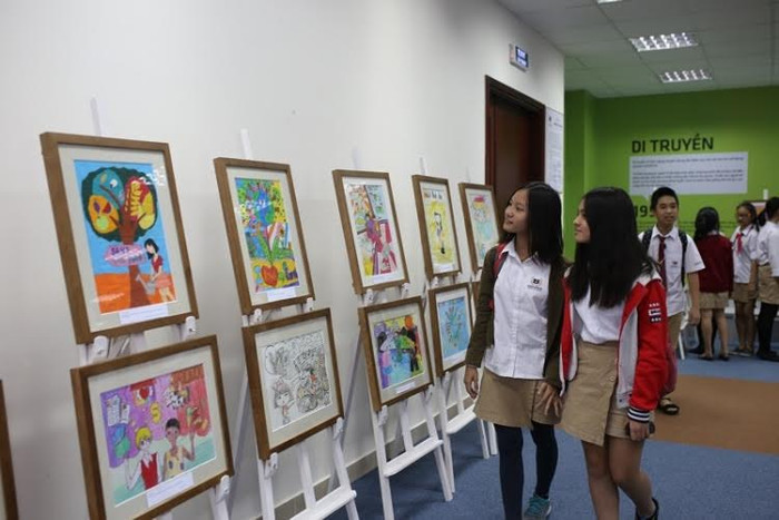 Trường PTLC Vinschool đã phát động và tổ chức triển lãm để hưởng ứng cuộc thi sáng tác poster 2015 của FAO. Trường PTLC Vinschool đã phát động và tổ chức triển lãm để hưởng ứng cuộc thi sáng tác poster 2015 của FAO.