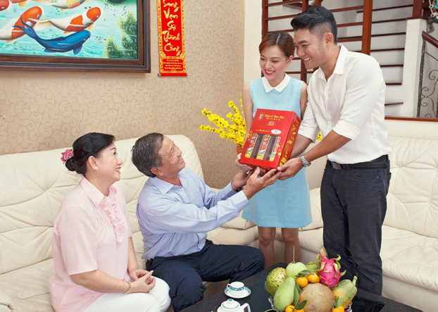 Hộp quà Tết cao cấp Nam Ngư, thay cho lời chúc Xuân vẹn tròn