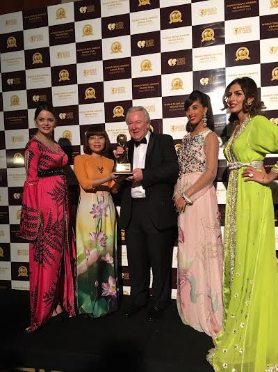 Khu nghỉ dưỡng InterContinental Danang Sun Peninsula Resort của Tập đoàn Sun Group tiếp tục được vinh danh “Khu nghỉ dưỡng sang trọng bậc nhất thế giới năm 2015”.