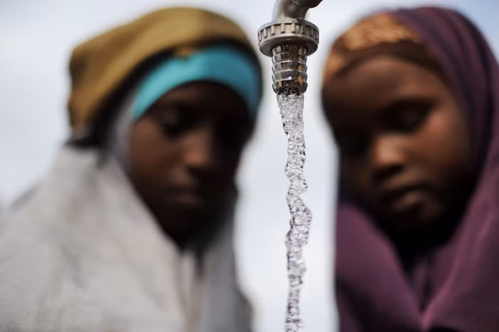 Khu vực Sừng Châu Phi nghèo đói hiện nay đang phải chịu đựng thảm kịch hạn hán và mất mùa tồi tệ nhất trong vòng 100 năm qua.