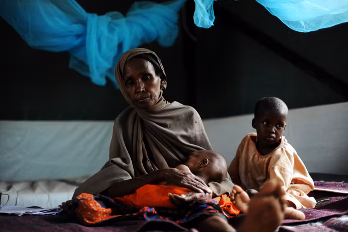 Khu vực Sừng Châu Phi nghèo đói hiện nay đang phải chịu đựng thảm kịch hạn hán và mất mùa tồi tệ nhất trong vòng 100 năm qua.