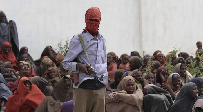 Khu vực Sừng Châu Phi nghèo đói hiện nay đang phải chịu đựng thảm kịch hạn hán và mất mùa tồi tệ nhất trong vòng 100 năm qua. Khu vực Sừng Châu Phi nghèo đói hiện nay đang phải chịu đựng thảm kịch hạn hán và mất mùa tồi tệ nhất trong vòng 100 năm qua.