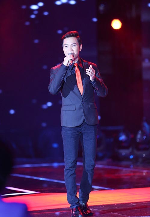 Quang Đại tỏ tình với Hà Hồ ngay trên sân khấu Nhân tố bí ẩn