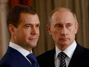 Tổng thống Dmitry Medvedev và Thủ tướng kiêm thủ lĩnh đảng Vladimir Putin. Ảnh minh họa. (Nguồn: lvb-research.blogspot.com) Tổng thống Dmitry Medvedev và Thủ tướng kiêm thủ lĩnh đảng Vladimir Putin. Ảnh minh họa. (Nguồn: lvb-research.blogspot.com)