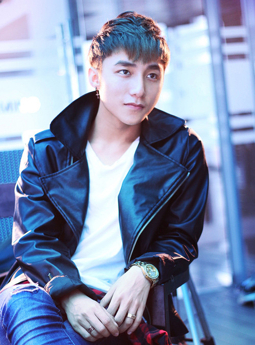 Sơn Tùng "dính" hai nghi án đạo nhạc lớn nhất năm Sơn Tùng "dính" hai nghi án đạo nhạc lớn nhất năm