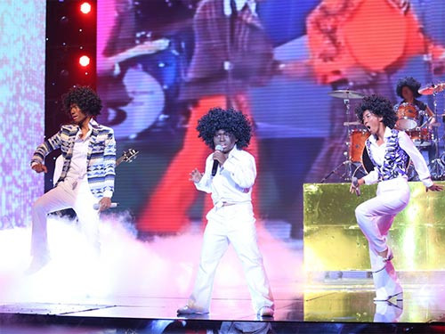 Đinh Hương giành ghế nóng ở liveshow 5 Đinh Hương giành ghế nóng ở liveshow 5