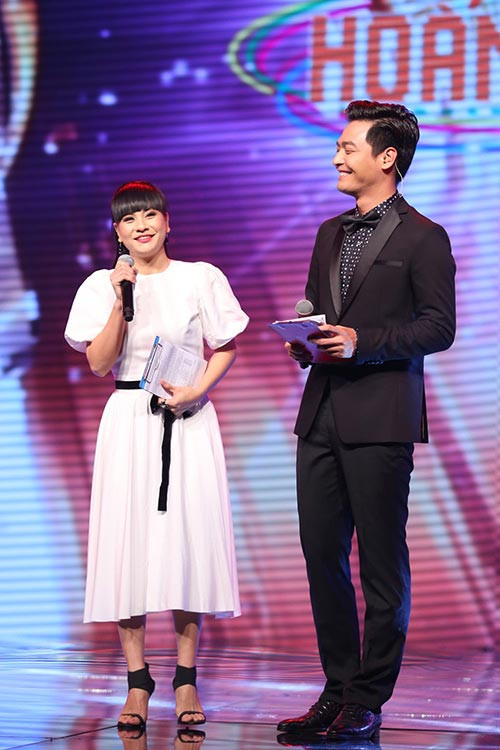 Cát Phượng bắt đầu ít gây ức chế hơn cho người xem. Cát Phượng bắt đầu ít gây ức chế hơn cho người xem.