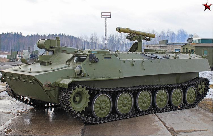 Tên lửa Ataka gắn trên xe thiết giáp Tên lửa Ataka gắn trên xe thiết giáp