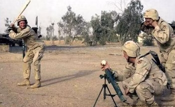 Làm sao đỡ được quả giao bóng siêu tốc này đây?