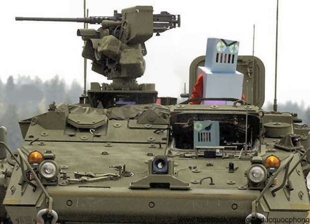 Pháo thủ và tài xế đều được... bọc thép