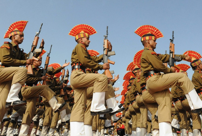 Lực lượng này phụ trách công tác an ninh các khu vực biên giới trên bộ của Ấn Độ Lực lượng này phụ trách công tác an ninh các khu vực biên giới trên bộ của Ấn Độ