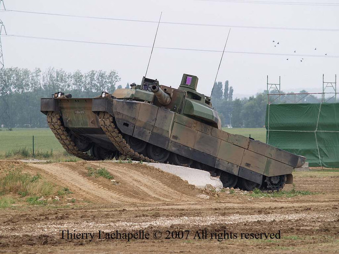 Tăng chiến trường LECLERC. Tăng chiến trường LECLERC.