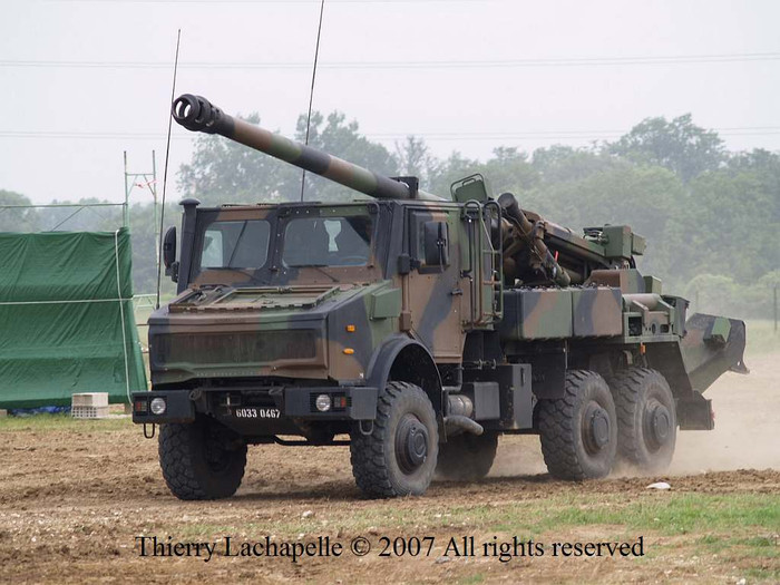 Hệ thống pháo tự hành 155mm CAESAR. Hệ thống pháo tự hành 155mm CAESAR.