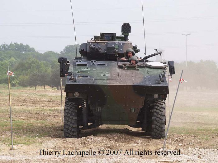 Xe chiến đấu chở bộ binh VBCI 8 bánh dành cho Lục quân. Xe chiến đấu chở bộ binh VBCI 8 bánh dành cho Lục quân.