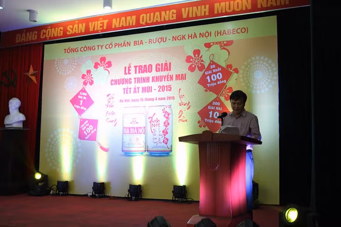 Ông Trần Đình Thanh – Phó Tổng giám đốc HABECO chia sẻ: “HABECO luôn mong muốn 100% số lượng giải thưởng đến được với người tiêu dùng nhằm tri ân những khách hàng tin tưởng, yêu mến thương hiệu Bia Hà Nội...".