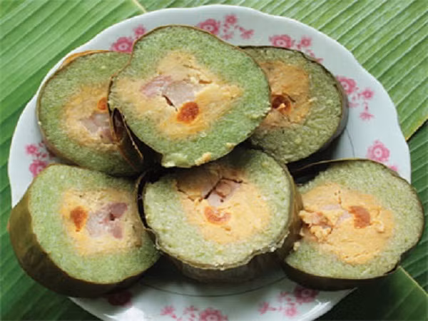 Bánh đòn là món ăn không thể thiếu trong dịp Tết của người miền Nam, miền Trung.