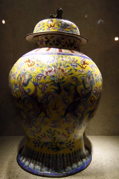 Chóe có nắp - đề hiệu Minh Mạng niên chế (1820 - 1840). Chóe có nắp - đề hiệu Minh Mạng niên chế (1820 - 1840).