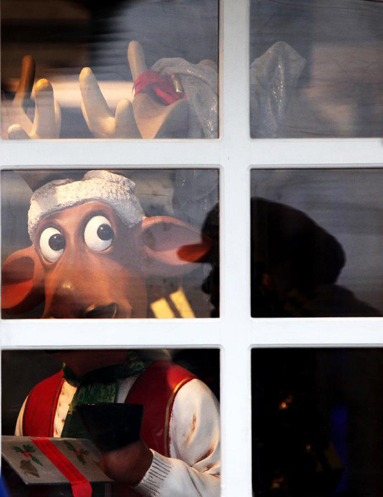 Không khí chào đón Giáng sinh và Năm mới 2012 trên Đại lộ Champs-Elysee Không khí chào đón Giáng sinh và Năm mới 2012 trên Đại lộ Champs-Elysee