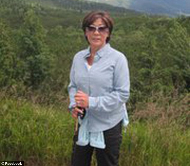 Judy McAfee - vợ và cũng là cánh tay đắc lực giúp McAfee trong những ngày đầu thành lập công ty kinh doanh phần mềm chống vi-rút cuối những năm 1980. Judy McAfee - vợ và cũng là cánh tay đắc lực giúp McAfee trong những ngày đầu thành lập công ty kinh doanh phần mềm chống vi-rút cuối những năm 1980.